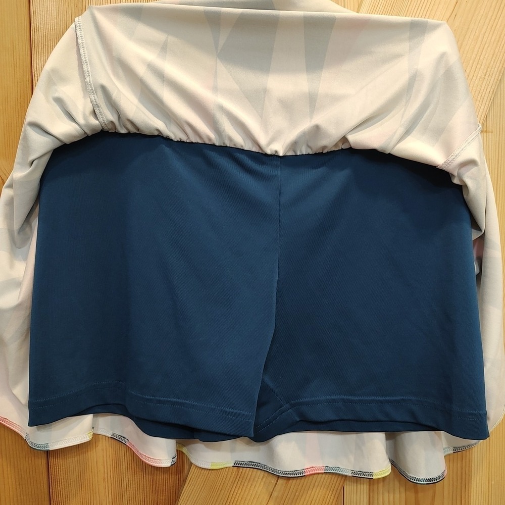 Adidas tennis skort women Medium pleated geo print golf gym tennis prep Athletic - Picture 3 of 8